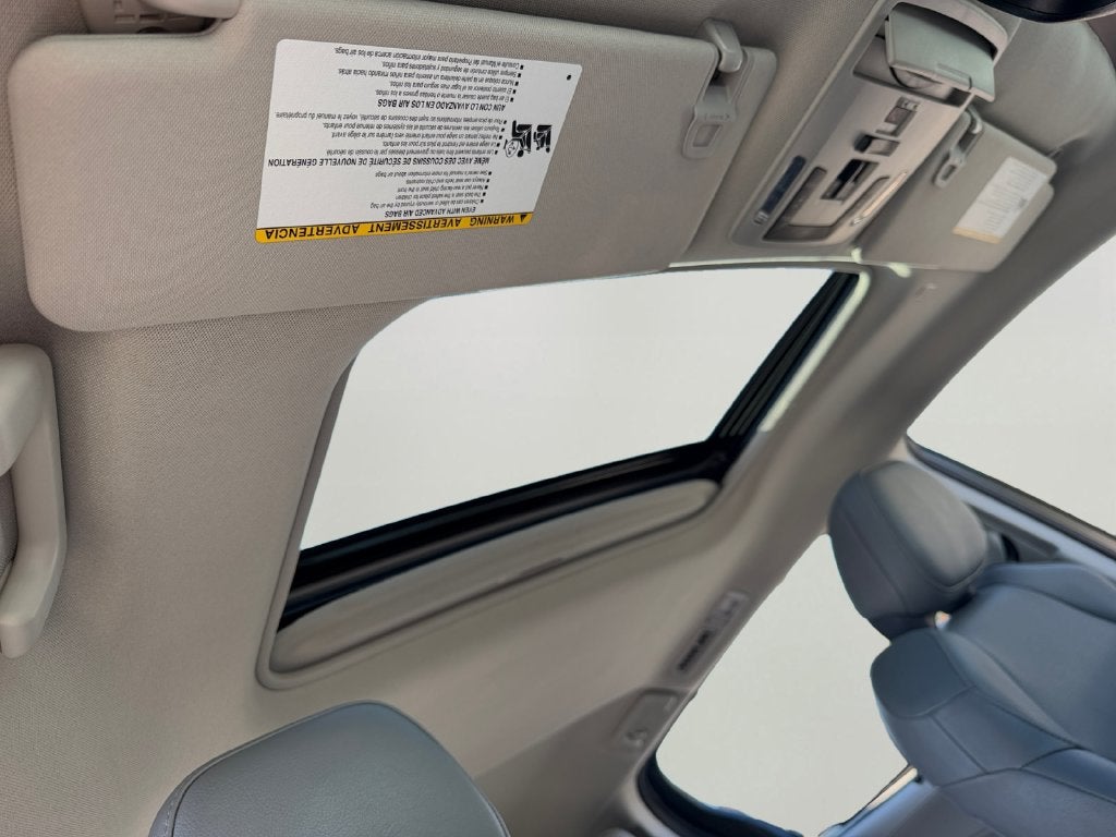 2023 Toyota Sienna XLE 8 Passenger