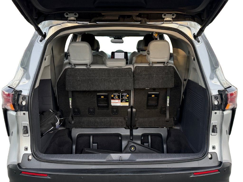2024 Toyota Sienna XLE 7 Passenger