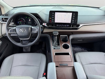 2024 Toyota Sienna XLE 7 Passenger