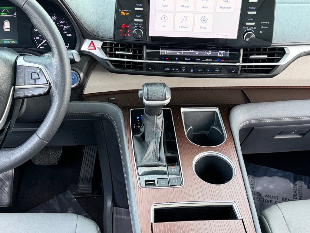 2024 Toyota Sienna XLE 7 Passenger