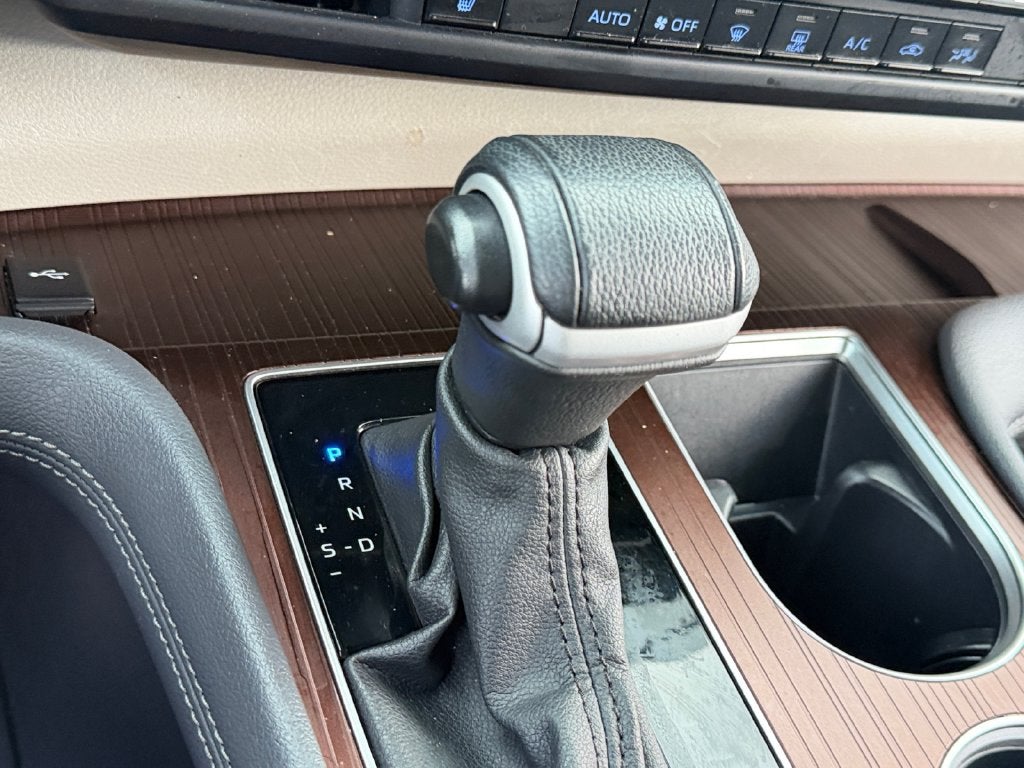 2024 Toyota Sienna XLE 7 Passenger