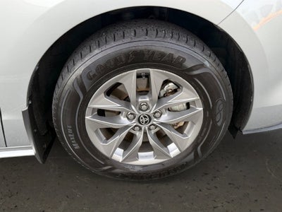 2024 Toyota Sienna XLE 7 Passenger