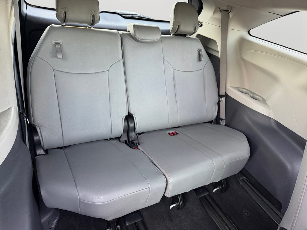 2024 Toyota Sienna XLE 7 Passenger