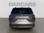 2022 Toyota Sienna XLE 8 Passenger