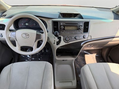 2012 Toyota Sienna Base 7 Passenger