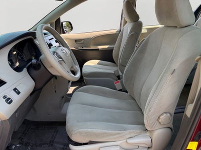 2012 Toyota Sienna Base 7 Passenger