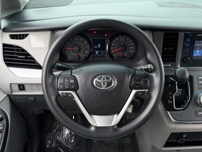 2017 Toyota Sienna L 7 Passenger
