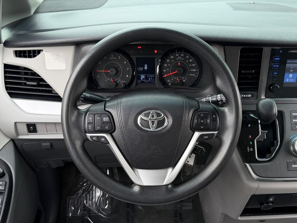 2017 Toyota Sienna L 7 Passenger