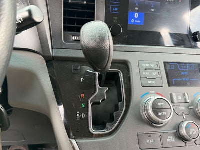 2017 Toyota Sienna L 7 Passenger
