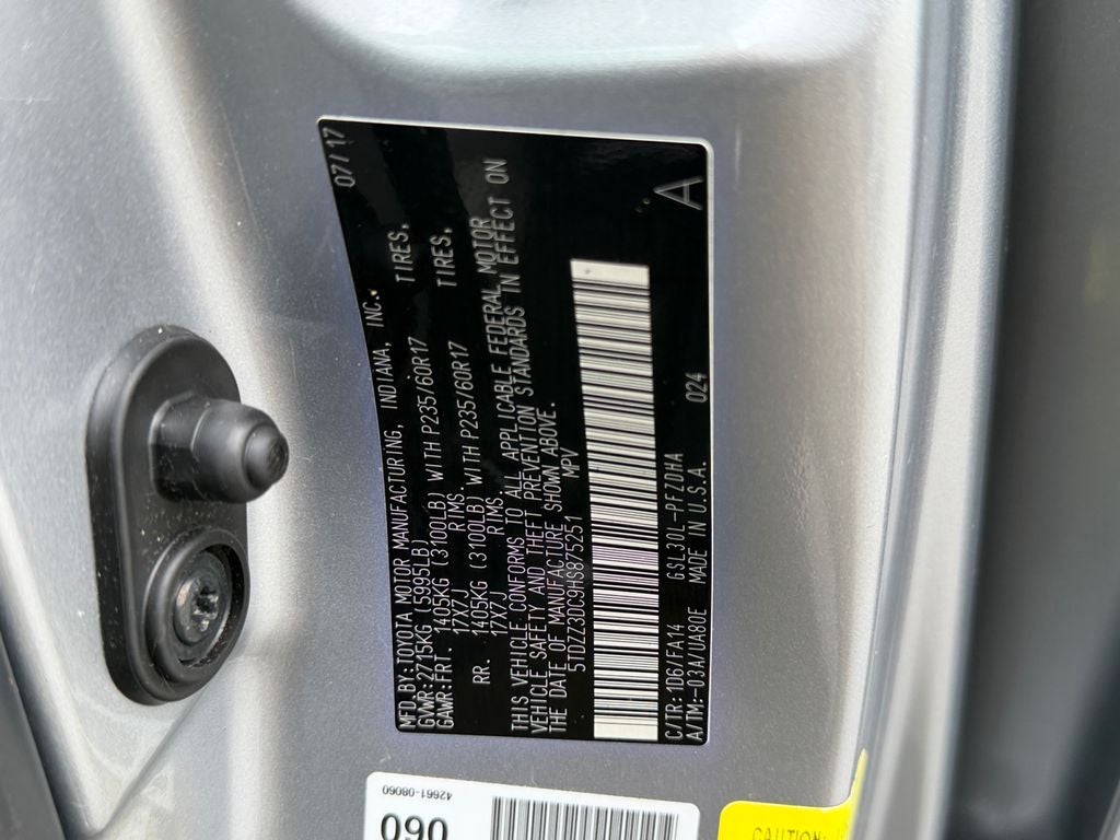 2017 Toyota Sienna L 7 Passenger