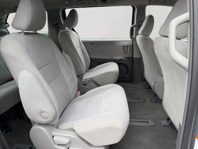 2017 Toyota Sienna L 7 Passenger