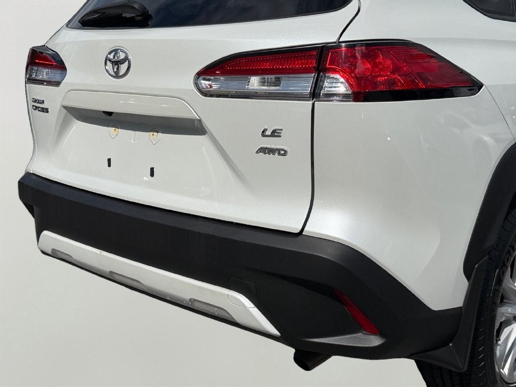 2023 Toyota Corolla Cross LE AWD!