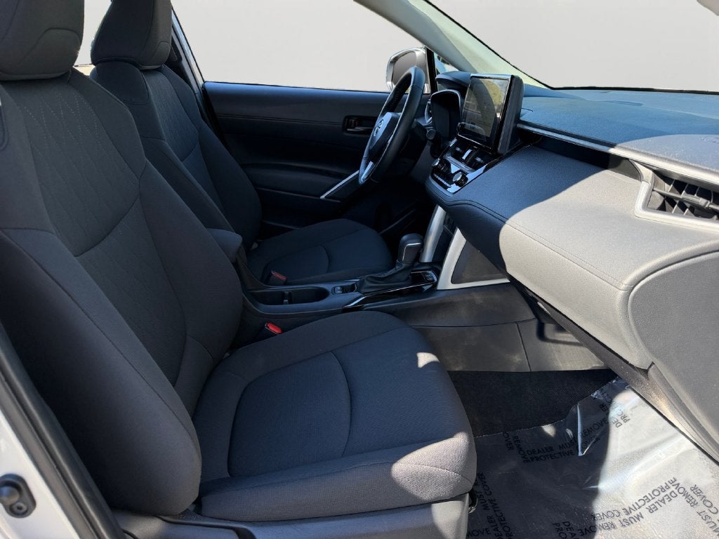 2024 Toyota Corolla Cross LE AWD!