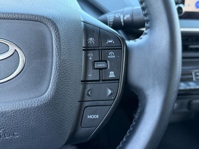 2025 Toyota Prius LE