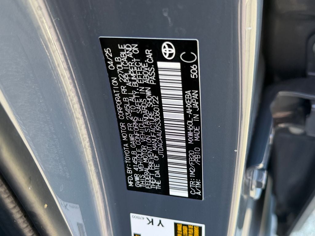 2025 Toyota Prius LE