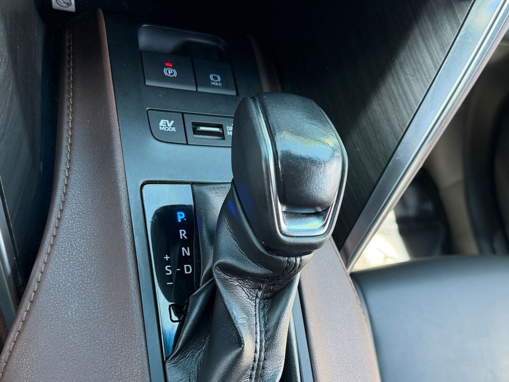 2022 Toyota Venza XLE