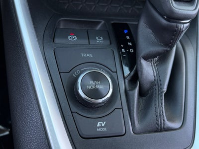 2023 Toyota RAV4 Hybrid XLE W/ SUNROOF!