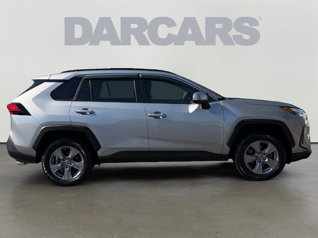 2023 Toyota RAV4 Hybrid XLE W/ SUNROOF!