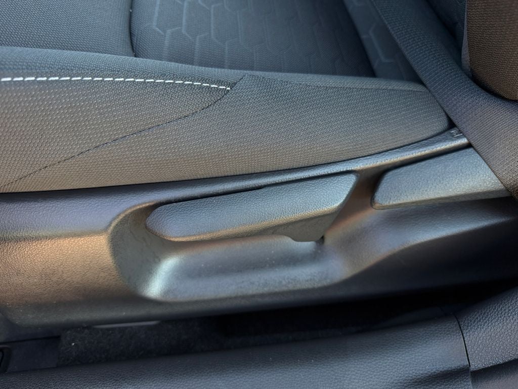 2025 Toyota Corolla Hatchback SE
