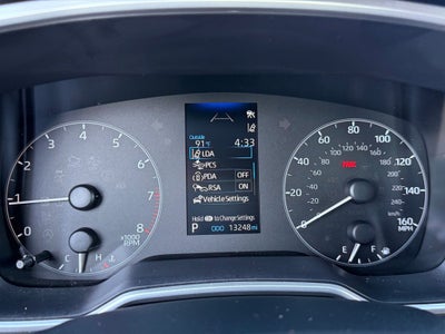 2025 Toyota Corolla Hatchback SE
