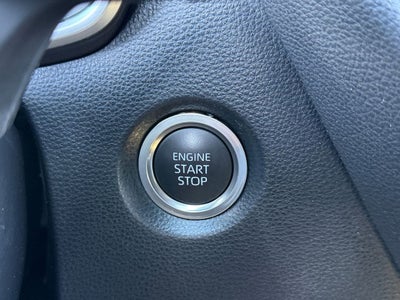 2025 Toyota Corolla Hatchback SE