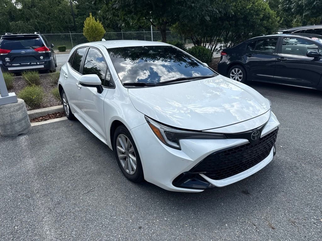 2024 Toyota Corolla Hatchback SE