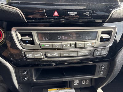 2020 Honda Passport Elite