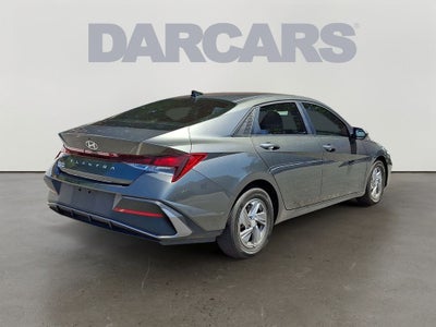 2024 Hyundai Elantra SE