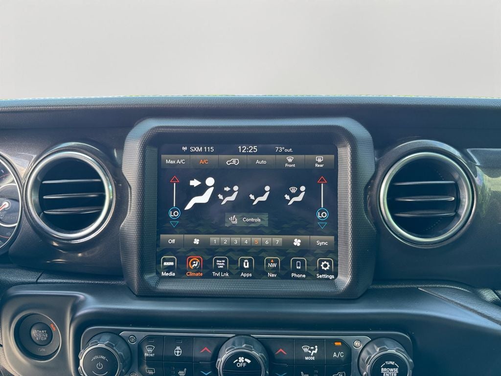 2021 Jeep Wrangler Unlimited Sahara Altitude