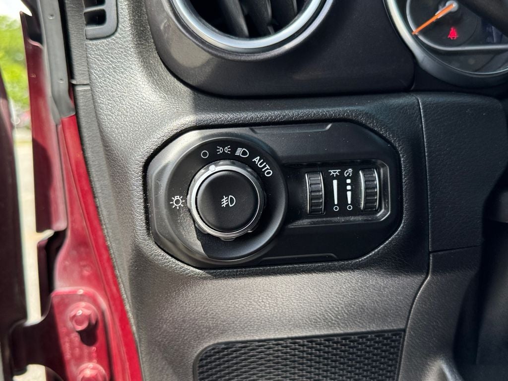 2021 Jeep Wrangler Unlimited Sahara Altitude