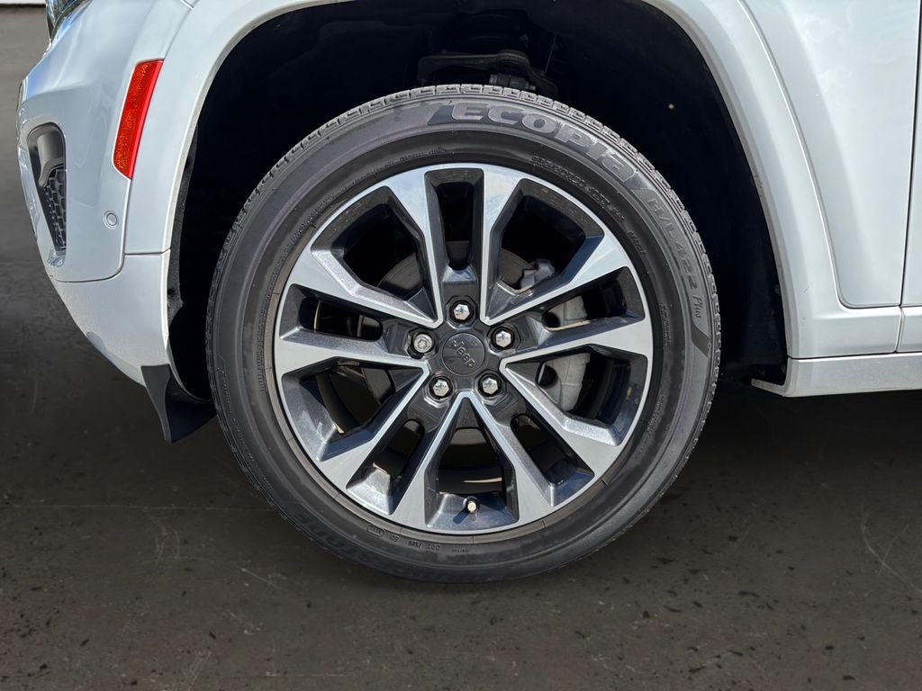 2022 Jeep Grand Cherokee Overland