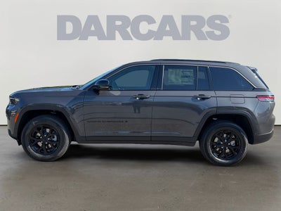 2026 Jeep Grand Cherokee Laredo Altitude