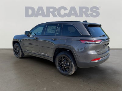 2026 Jeep Grand Cherokee Laredo Altitude