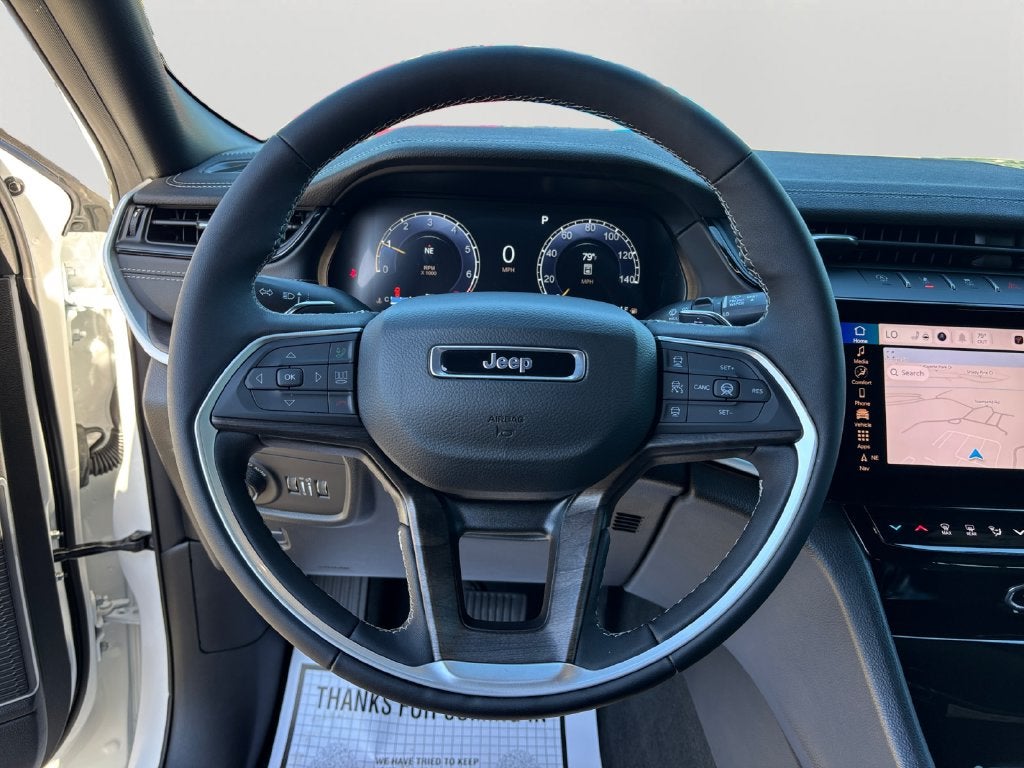 2027 Jeep Grand Cherokee Limited Reserve