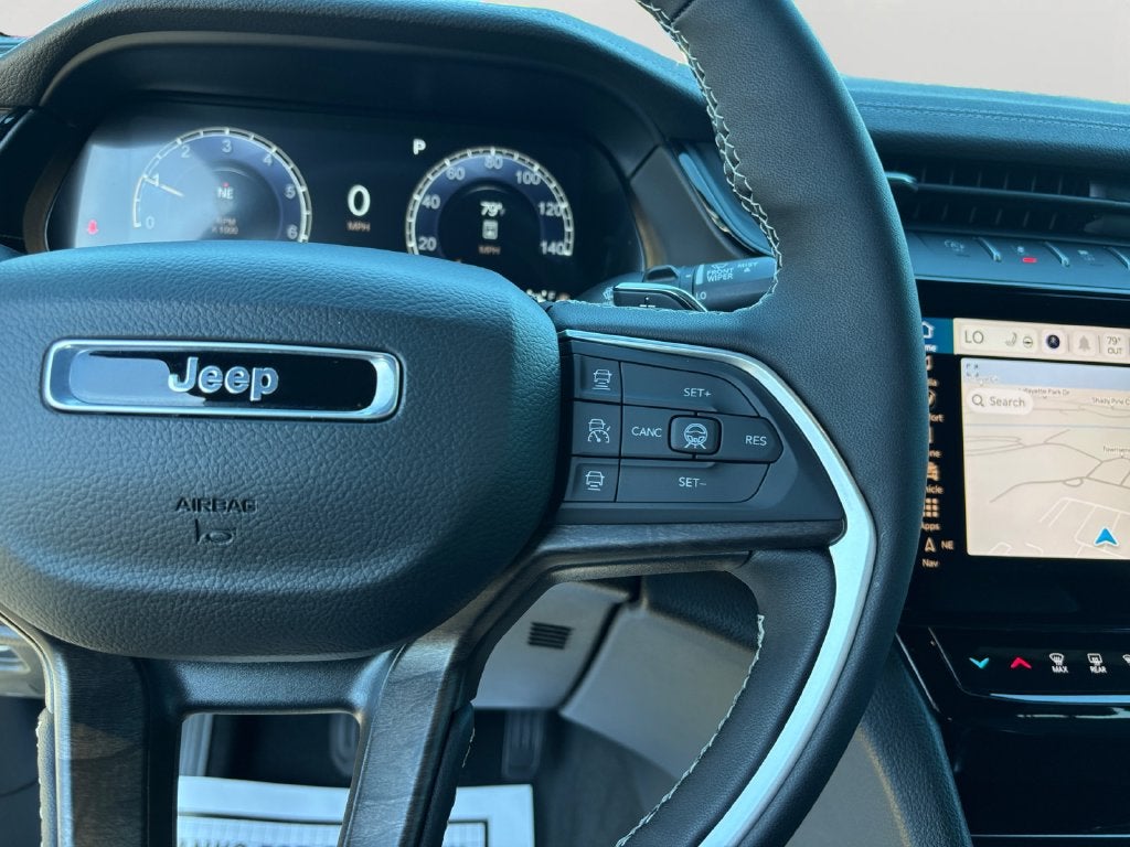2027 Jeep Grand Cherokee Limited Reserve