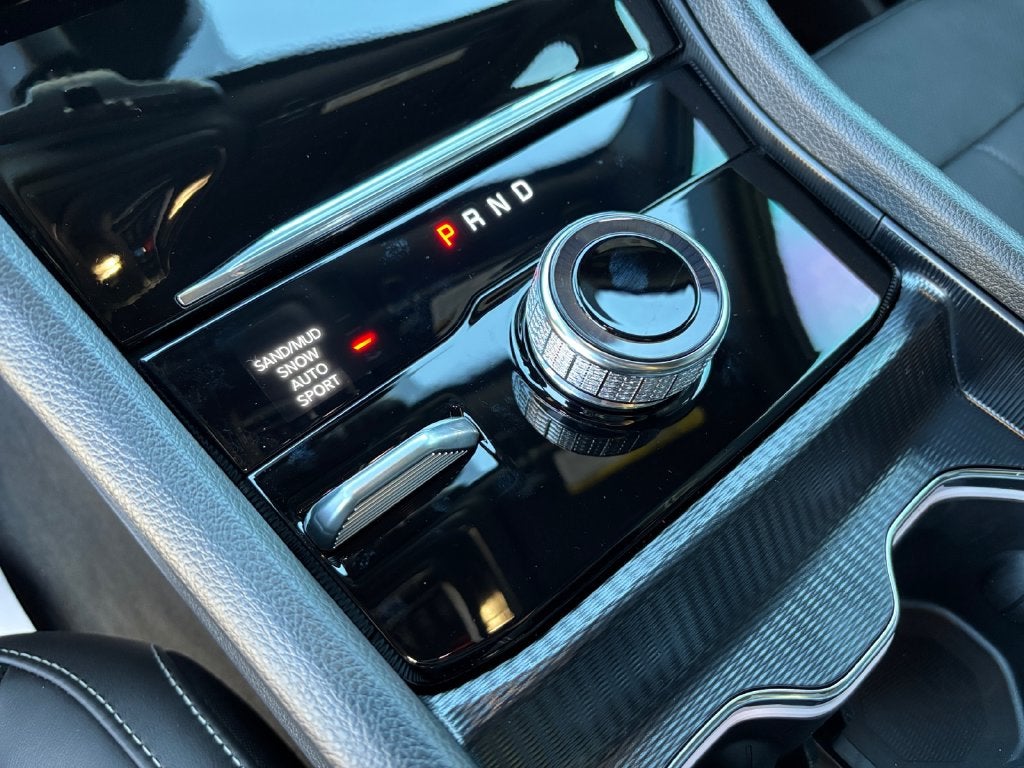 2027 Jeep Grand Cherokee Limited Reserve