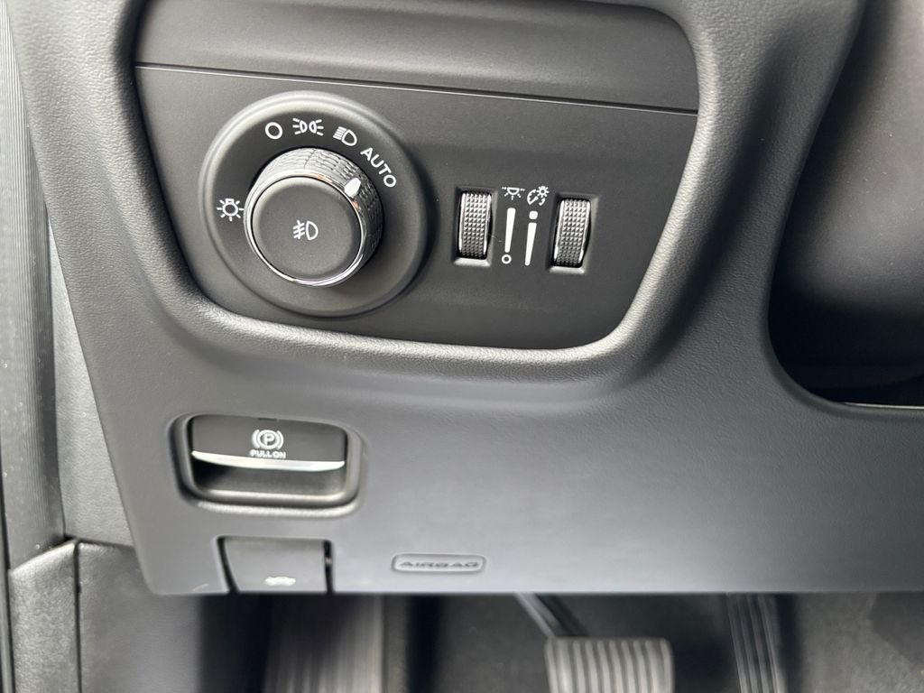 2022 Jeep Grand Cherokee Summit Reserve