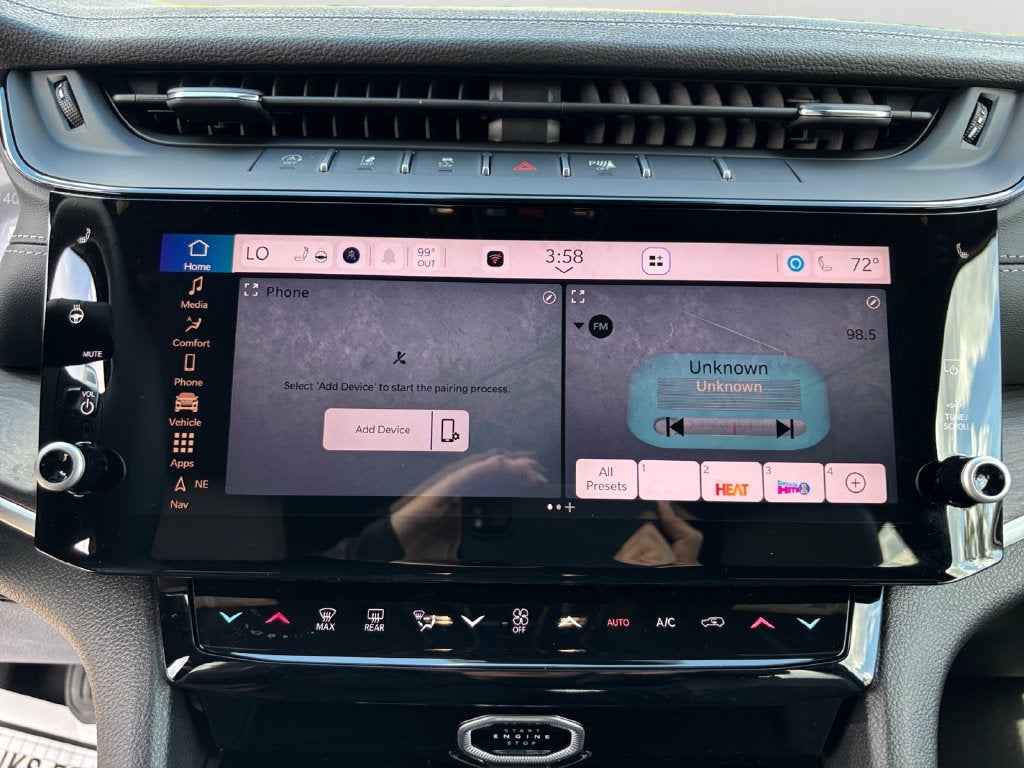 2027 Jeep Grand Cherokee L Laredo Altitude