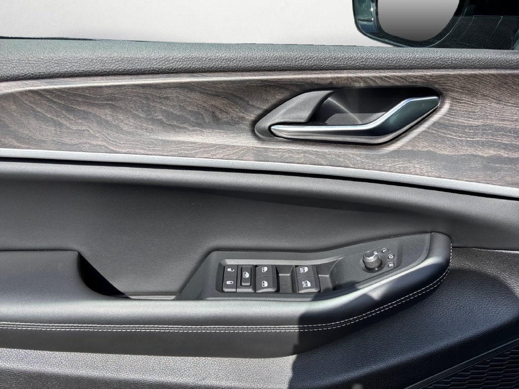 2027 Jeep Grand Cherokee L Laredo Altitude