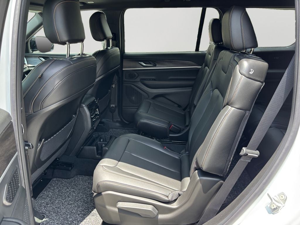 2026 Jeep Grand Cherokee L Base