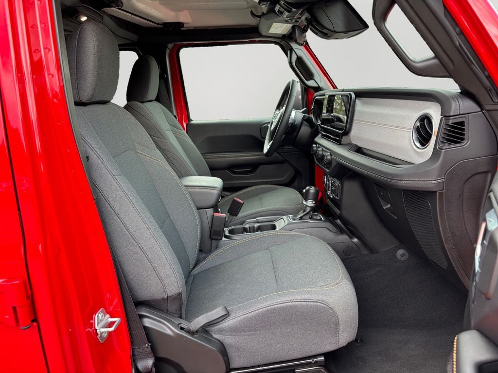 2025 Jeep Wrangler Sahara 4xe