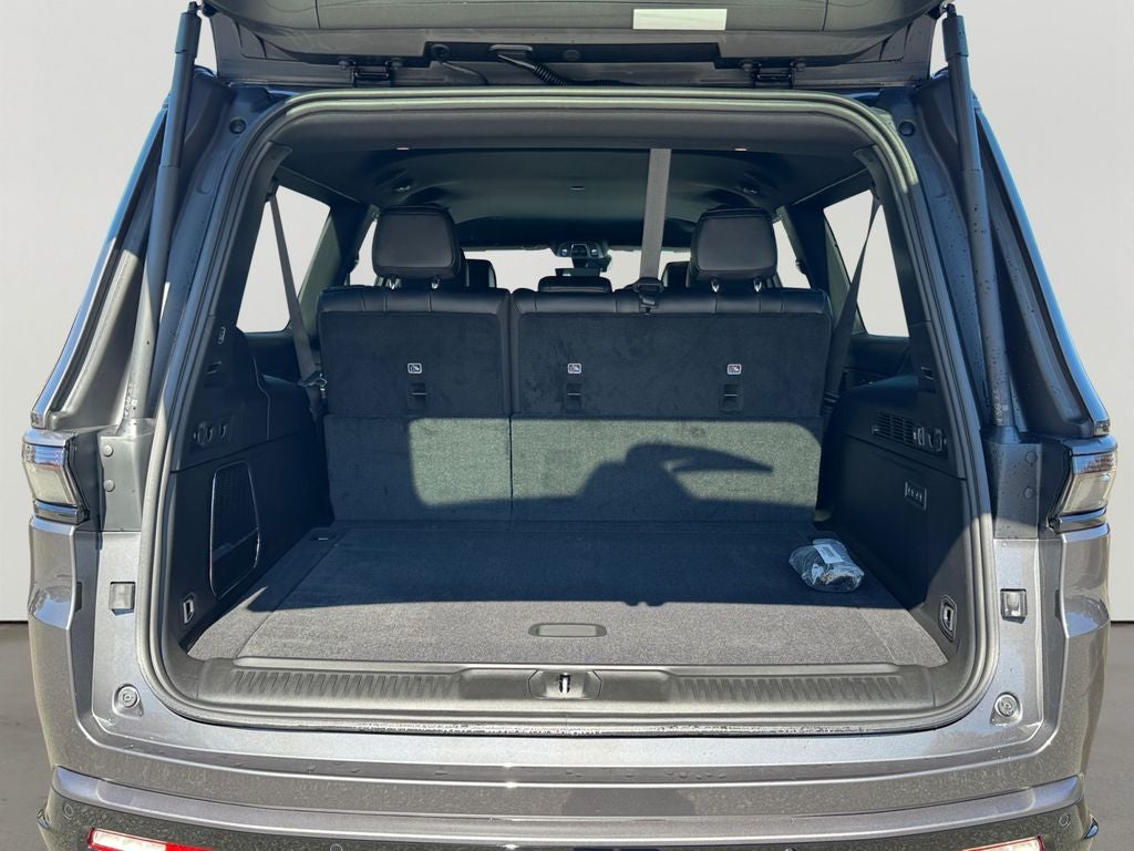 2026 Jeep Grand Wagoneer L Limited Altitude
