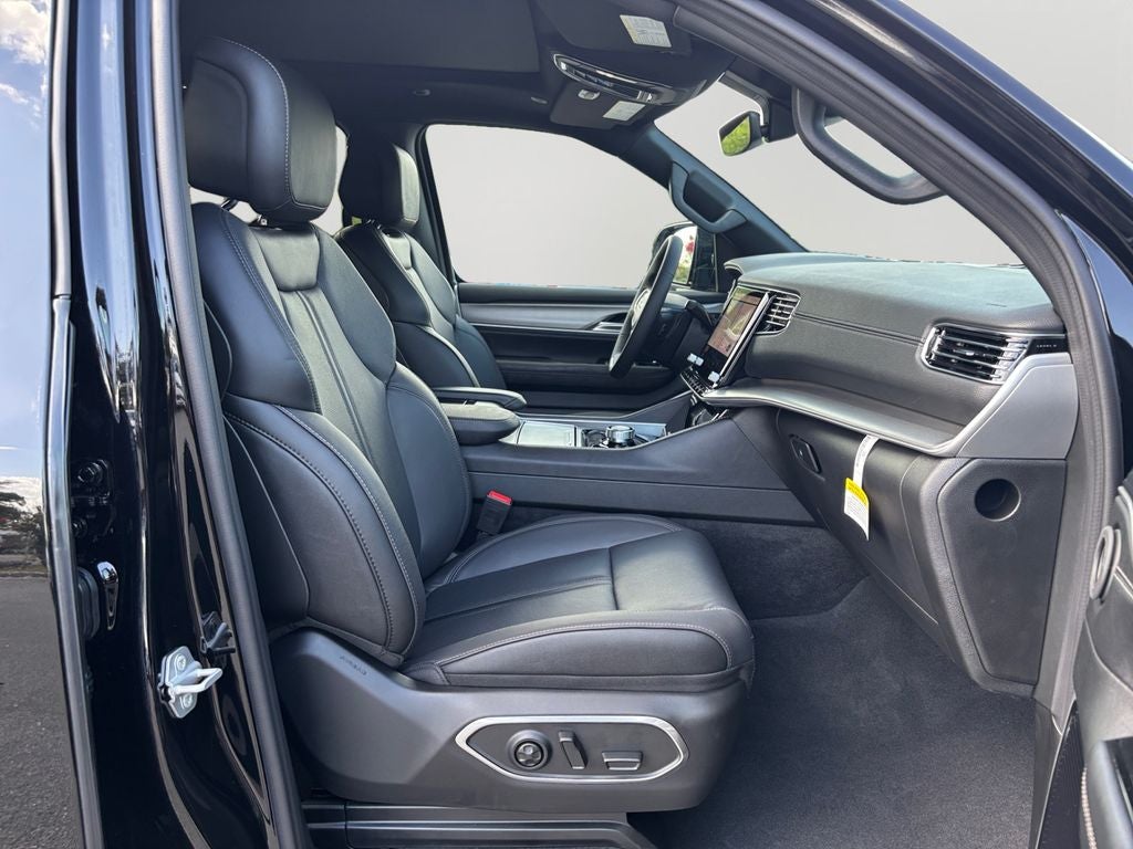 2026 Jeep Grand Wagoneer L Limited Altitude