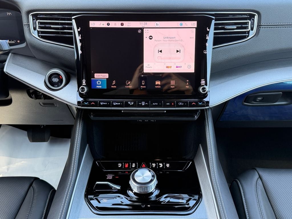 2026 Jeep Grand Wagoneer Base