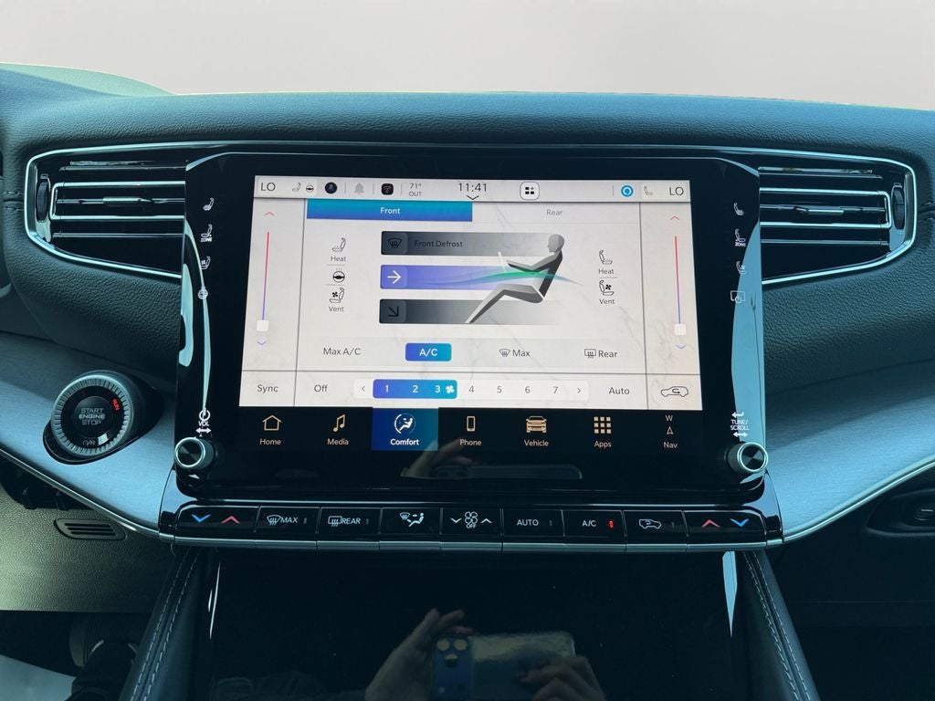 2026 Jeep Grand Wagoneer Base