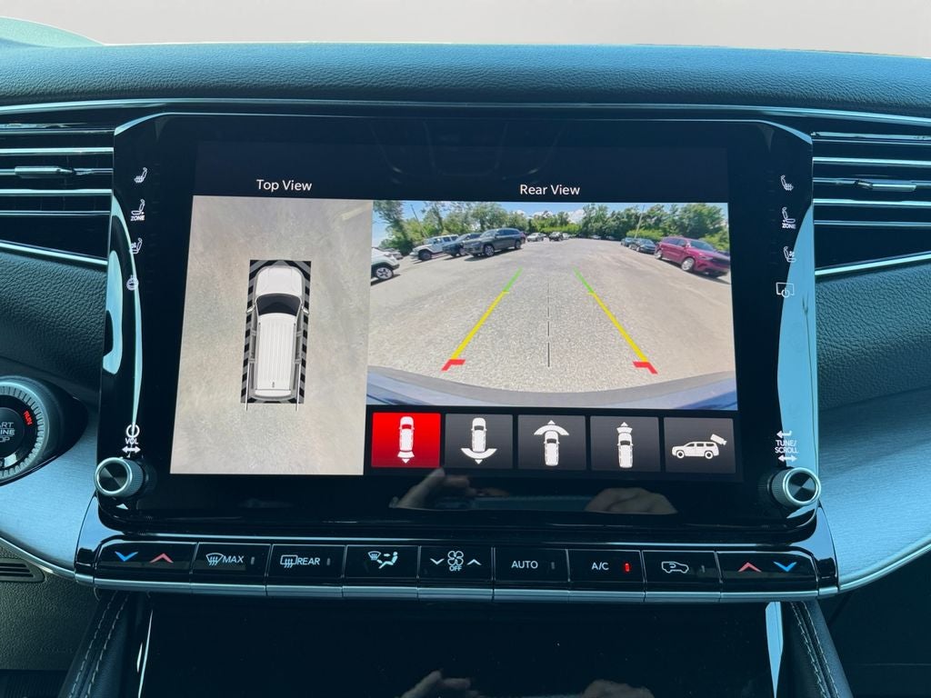 2026 Jeep Grand Wagoneer Base