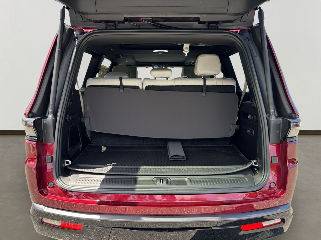 2026 Jeep Grand Wagoneer Limited Altitude