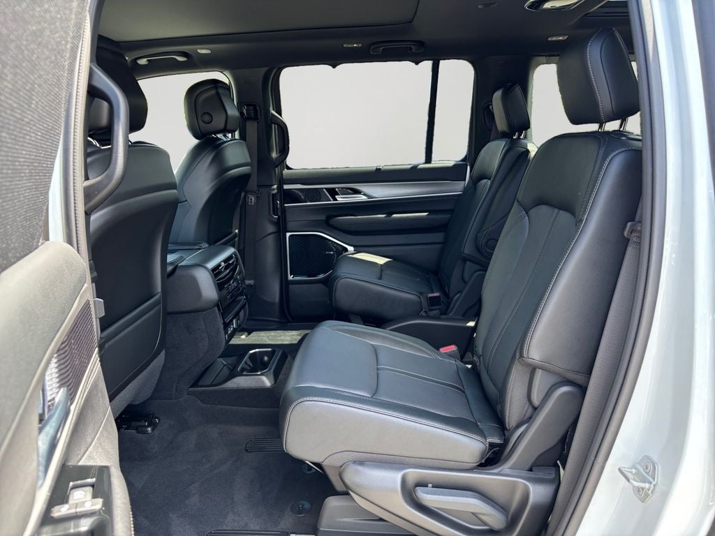 2026 Jeep Grand Wagoneer Limited Reserve