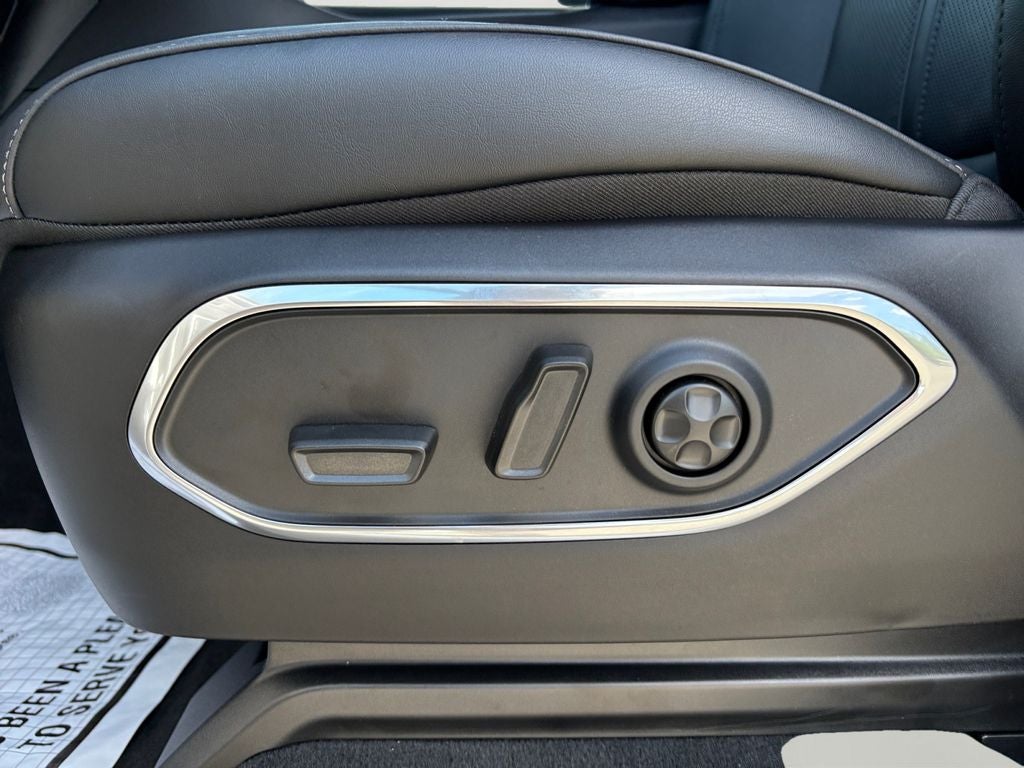 2026 Jeep Grand Wagoneer Limited Reserve