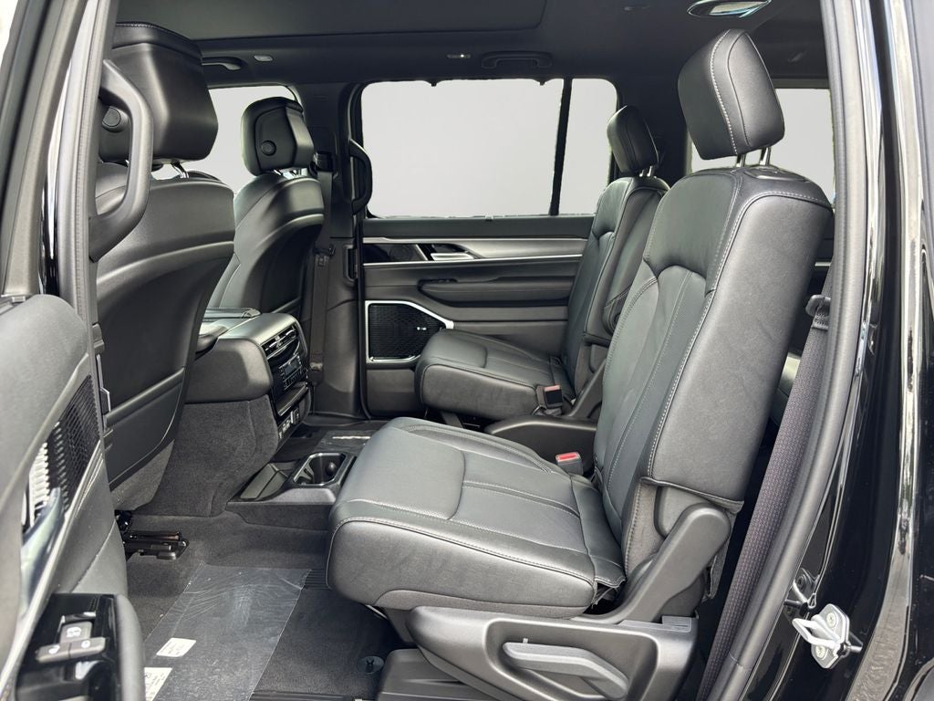 2026 Jeep Grand Wagoneer Limited Reserve